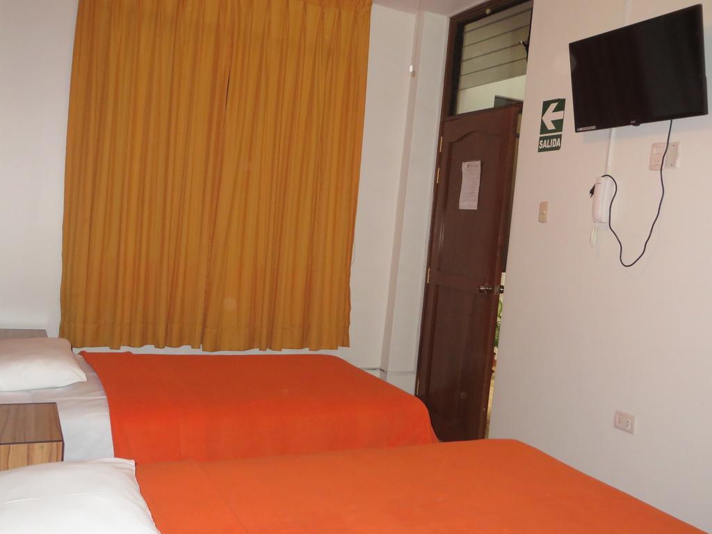 Hostal Hellen Ross Nazca Szoba fotó