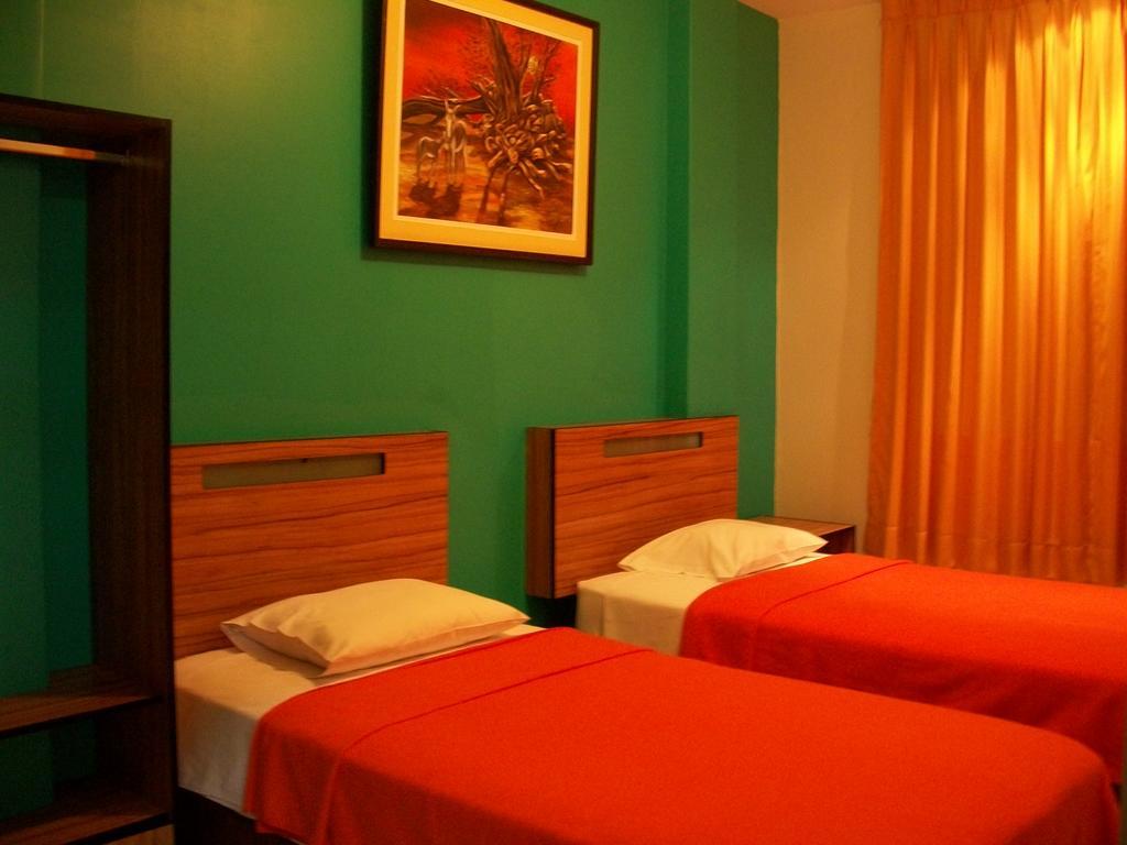 Hostal Hellen Ross Nazca Kültér fotó